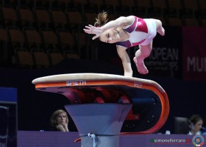 pol ph simone ferraro sfa08648 copia